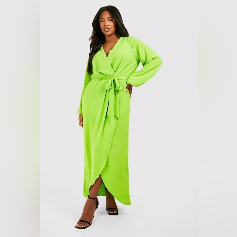 Boohoo-Beautiful Satin-tie Plus Wrap Dress! Size20